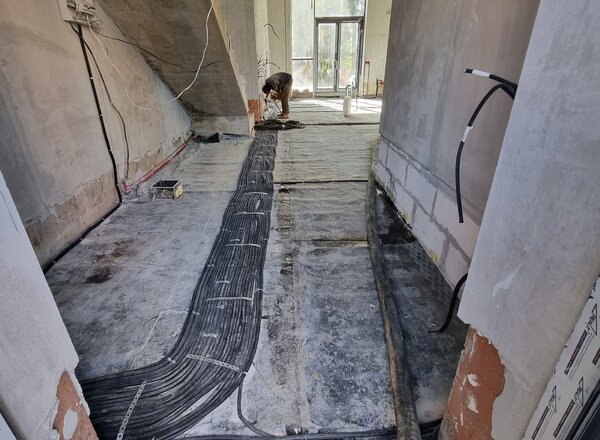 Стяжка в частном доме До-min